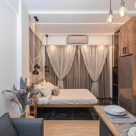 Condo Next To Metro St Athens! Zewnętrze zdjęcie