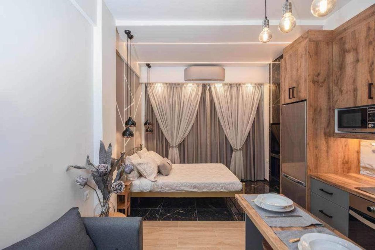 Next To Metro St Athens! Apartment